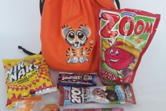 Party Buckets in the East Rand personalized party packs filled with quality sweets sling bag003