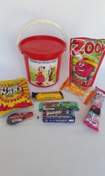 Party Buckets in the East Rand personalized party packs filled with quality sweets party buckets004