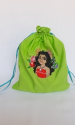 Party Buckets in the East Rand personalized party packs filled with quality sweets sling bag001