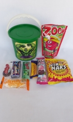 Party Buckets in the East Rand personalized party packs filled with quality sweets party buckets011